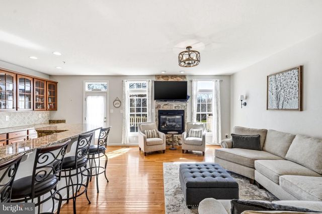 331 VILLAGE WAY, Chalfont, PA 18914