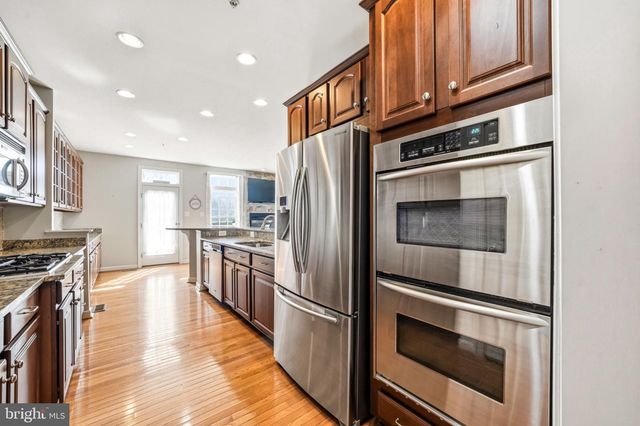 331 VILLAGE WAY, Chalfont, PA 18914