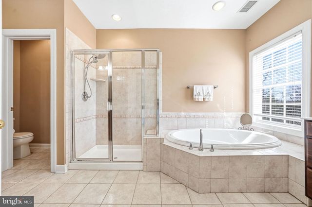 331 VILLAGE WAY, Chalfont, PA 18914