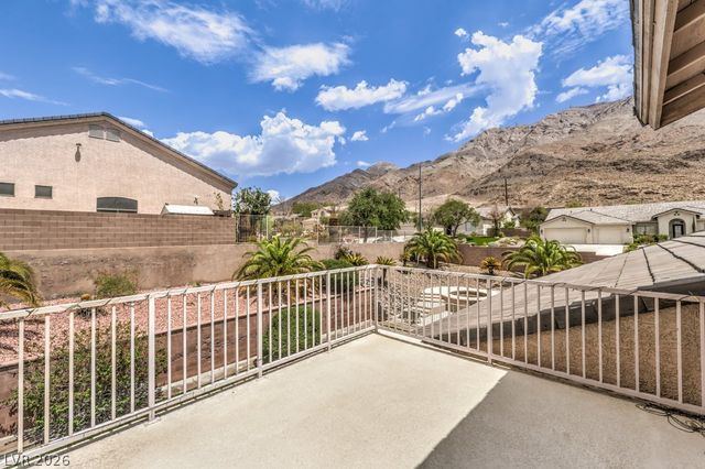 7064 New Moon Way, Las Vegas, NV 89110