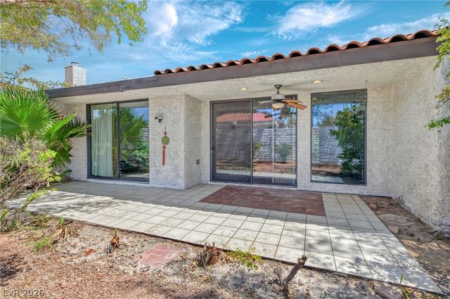 4587 Madreperla Street, Las Vegas, NV 89121
