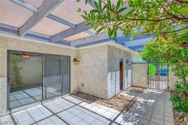 4587 Madreperla Street, Las Vegas, NV 89121