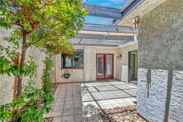4587 Madreperla Street, Las Vegas, NV 89121