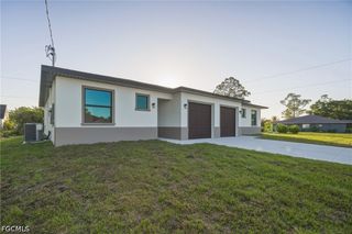 5300 28th ST SW, Lehigh Acres, FL 33973