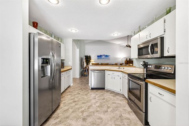 735 MCDANIEL STREET 735, Sun City Center, FL 33573