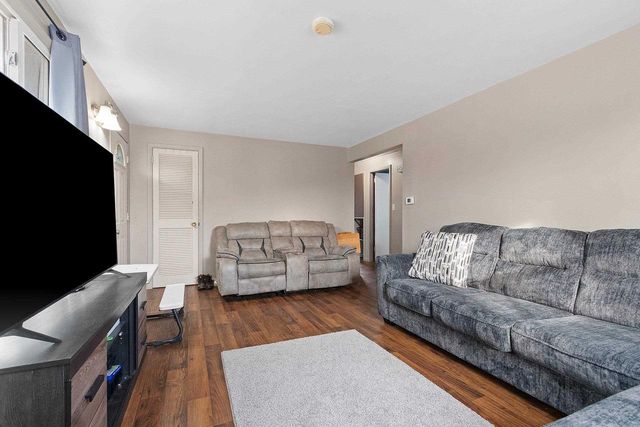 2311 EAST RIVER DRIVE, Green Bay, WI 54301