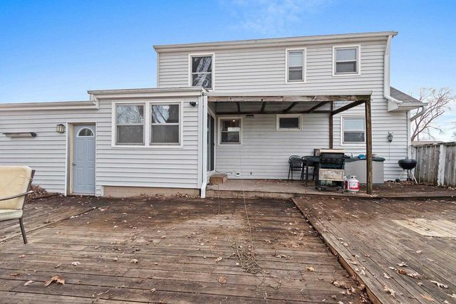 2311 EAST RIVER DRIVE, Green Bay, WI 54301