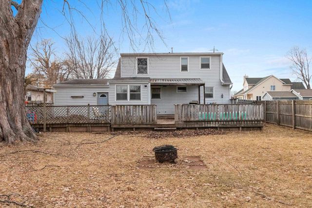 2311 EAST RIVER DRIVE, Green Bay, WI 54301