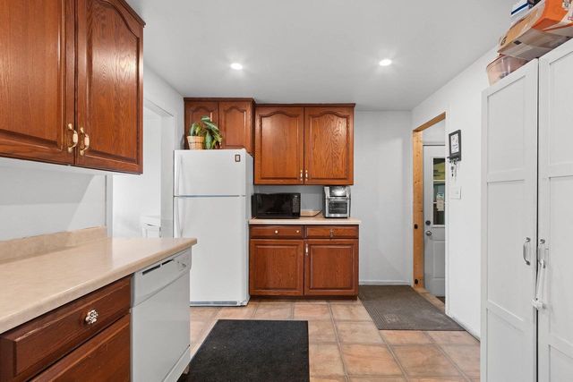 2311 EAST RIVER DRIVE, Green Bay, WI 54301