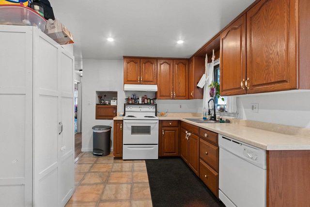 2311 EAST RIVER DRIVE, Green Bay, WI 54301