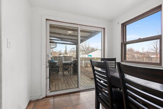 2311 EAST RIVER DRIVE, Green Bay, WI 54301