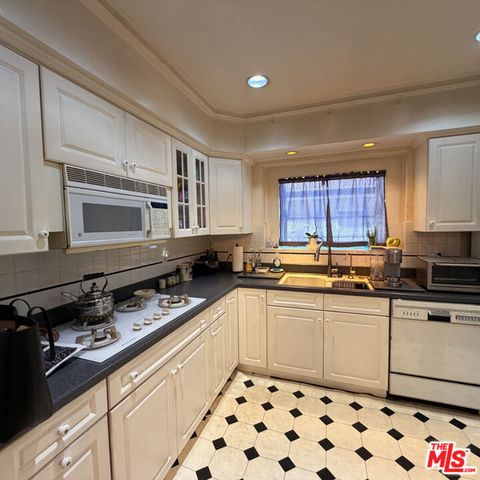 805 Bradshawe Street, Montebello, CA 90640