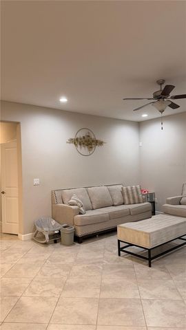 9909 VICTORY GALLOP LOOP, Ruskin, FL 33573