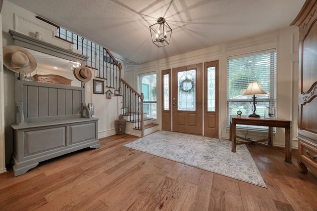 220 Texas Dr, Hideaway, TX 75771