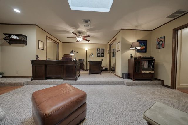 220 Texas Dr, Hideaway, TX 75771