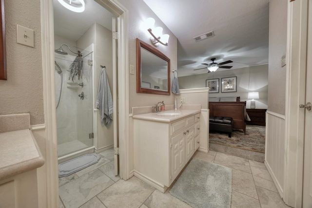 220 Texas Dr, Hideaway, TX 75771