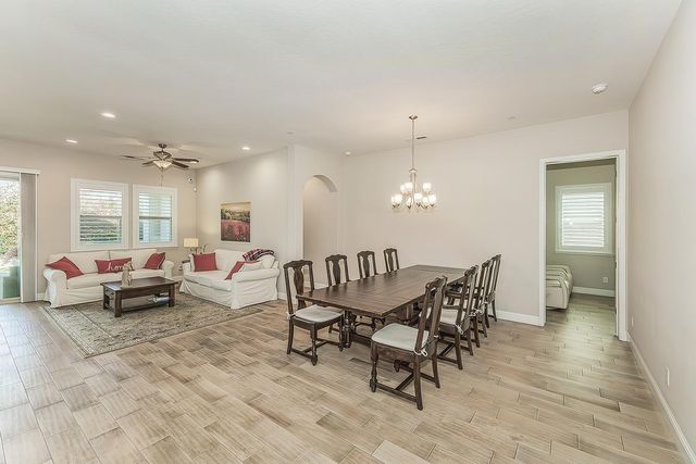 1924 E Via Fiore Avenue, Fresno, CA 93730