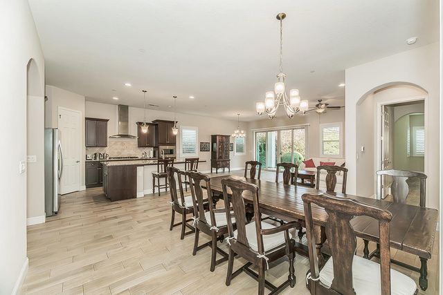 1924 E Via Fiore Avenue, Fresno, CA 93730