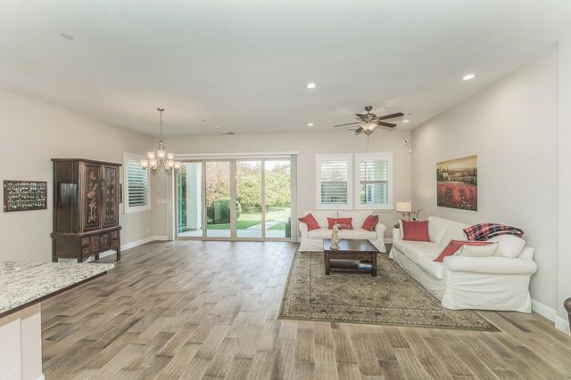 1924 E Via Fiore Avenue, Fresno, CA 93730