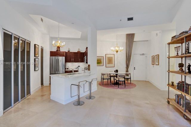 20000 E Country Club Dr 112, Aventura, FL 33180