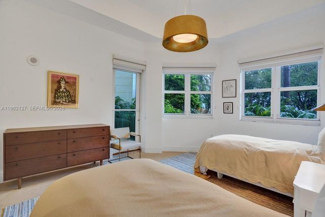 20000 E Country Club Dr 112, Aventura, FL 33180