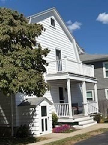 56 Carver 2, Watertown, MA 02471