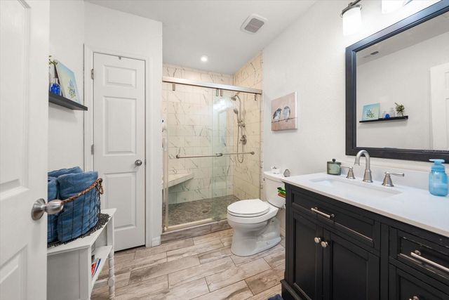 3290 70TH AVENUE N, St Petersburg, FL 33702