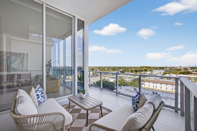 220 Lake Shore Drive 605, Lake Park, FL 33403