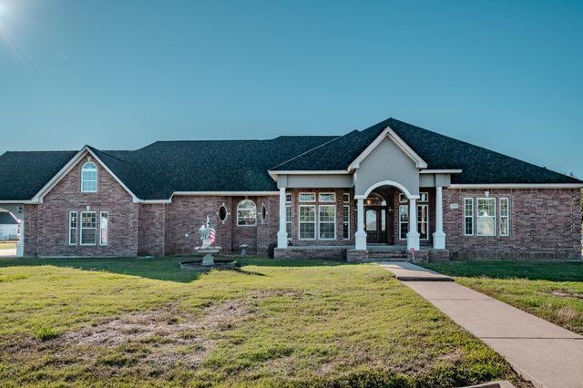 9018 Water Point Drive, Beach City, TX 77523