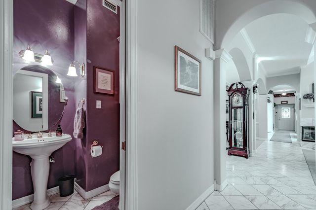 9018 Water Point Drive, Beach City, TX 77523