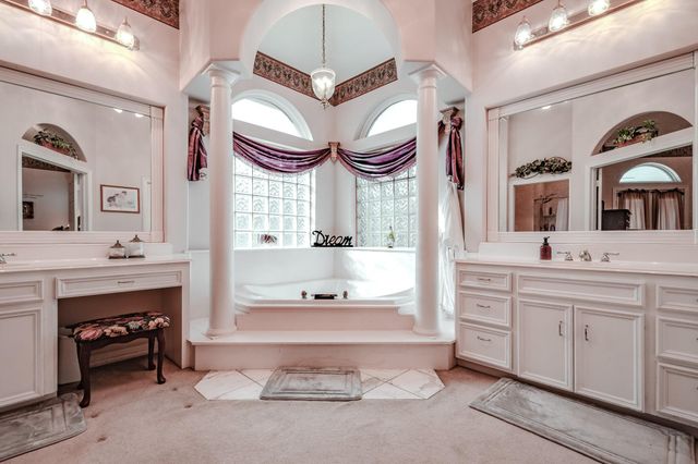 9018 Water Point Drive, Beach City, TX 77523