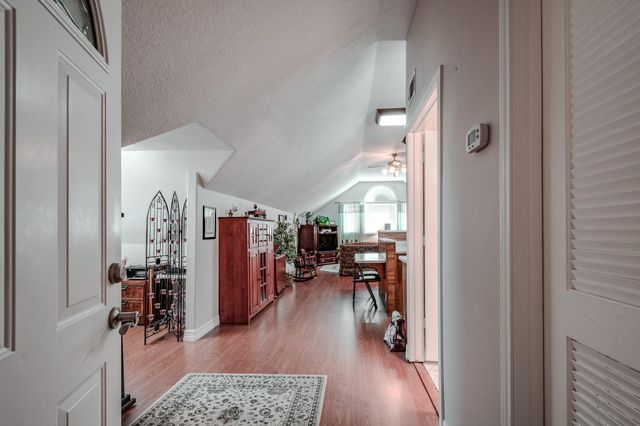 9018 Water Point Drive, Beach City, TX 77523