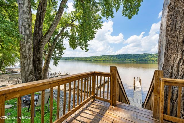 1510 Riverside Dr, Prospect, KY 40059
