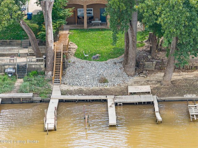 1510 Riverside Dr, Prospect, KY 40059