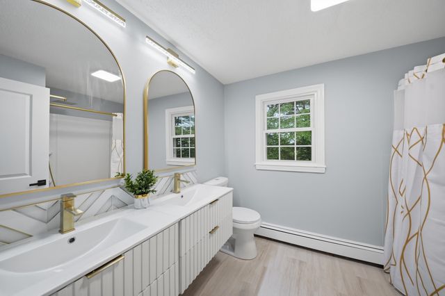 29 Dickens Street, Nashua, NH 03062