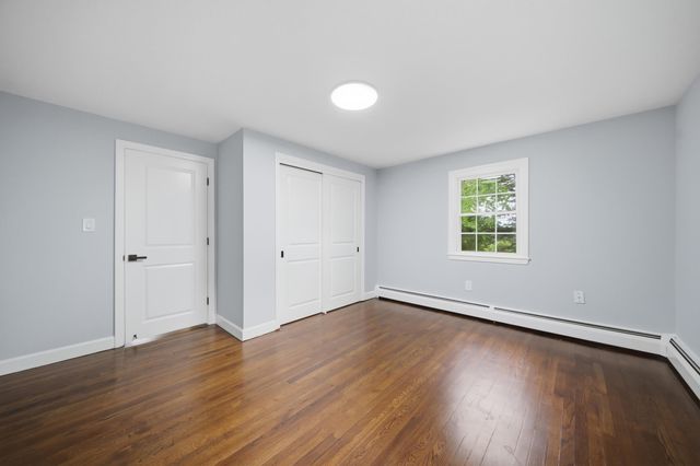 29 Dickens Street, Nashua, NH 03062