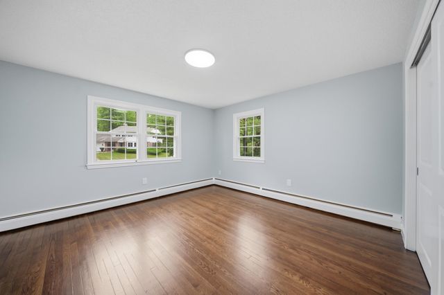 29 Dickens Street, Nashua, NH 03062