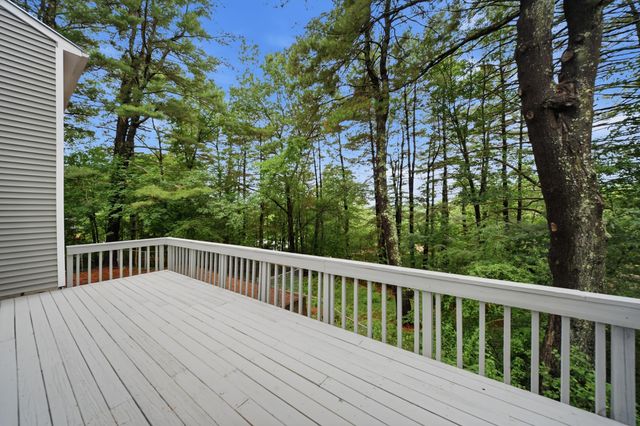 29 Dickens Street, Nashua, NH 03062