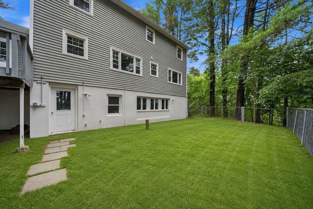 29 Dickens Street, Nashua, NH 03062