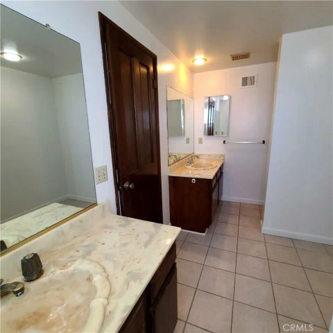 881 W Huntington Dr. G, Arcadia, CA 91007