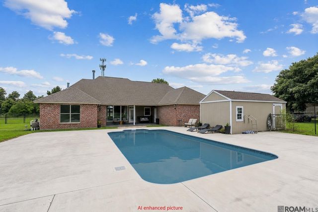 36506 C Braud Rd, Prairieville, LA 70769