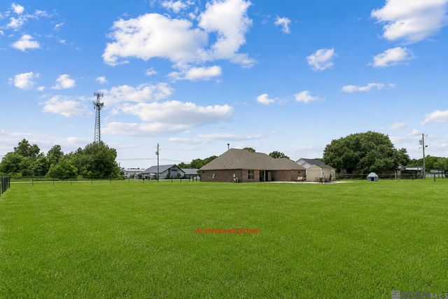 36506 C Braud Rd, Prairieville, LA 70769