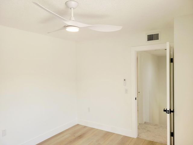 712 7th Way, West Palm Beach, FL 33407