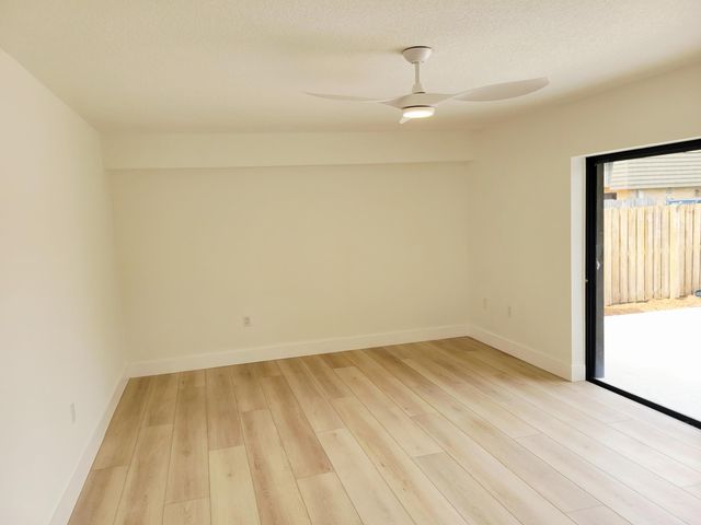 712 7th Way, West Palm Beach, FL 33407