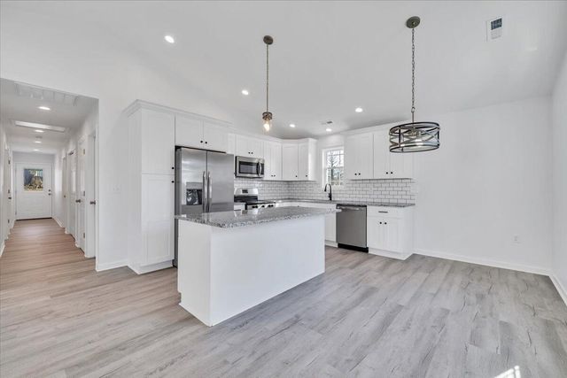 1020 Morehead AVE, Roanoke, VA 24013