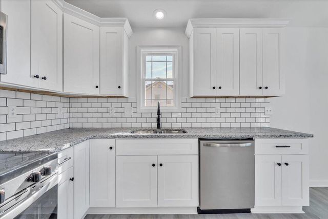 1020 Morehead AVE, Roanoke, VA 24013