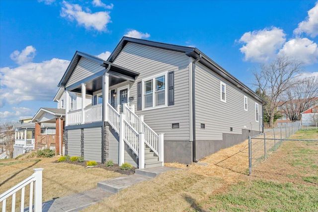 1020 Morehead AVE, Roanoke, VA 24013