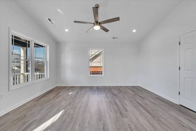 1020 Morehead AVE, Roanoke, VA 24013