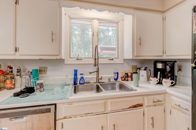 500 Oakwood Estates Drive, Anderson, SC 29621