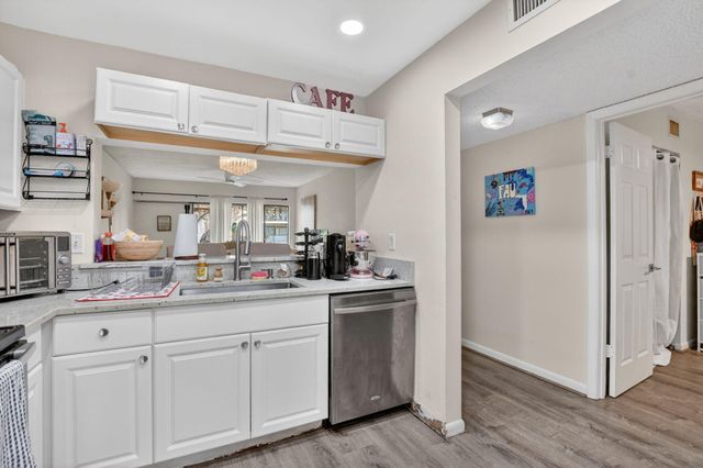 3939 NE 5th Avenue C102, Boca Raton, FL 33431